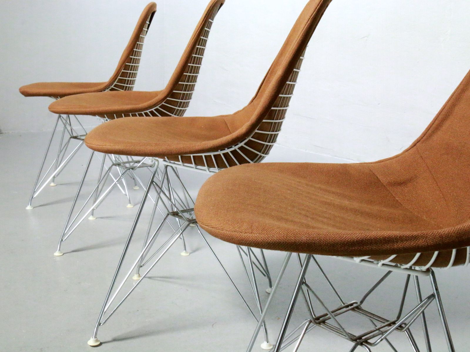 创意火狐官方网站 - 坐具|餐椅|办公火狐官方网站|火狐HUOHU（中国）火狐官方网站|伊姆斯金属线椅